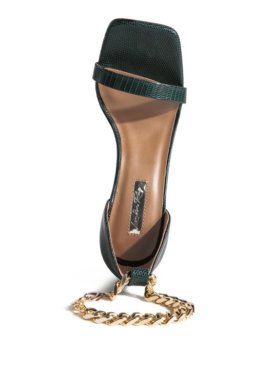 VENUSTA HEEL SANDAL WITH METAL CHAIN IN GOLD