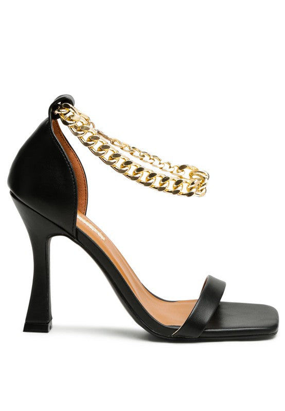 VENUSTA HEEL SANDAL WITH METAL CHAIN IN GOLD